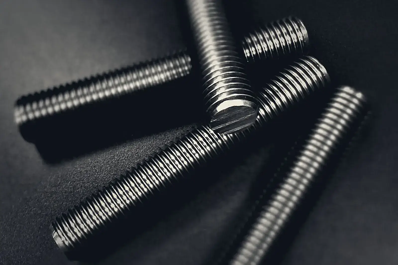 Alloy steel studbolts made by HAGUE FASTENERS